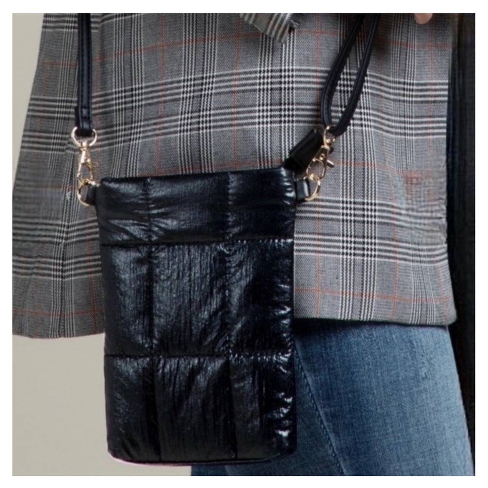 💝Boutique 🖤RUGGINE🖤Black Metallic Quilted Crossbody🖤